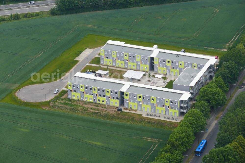 Aerial image Göttingen - Container settlement as temporary shelter and reception center for refugees in Goettingen in the state Lower Saxony, Germany