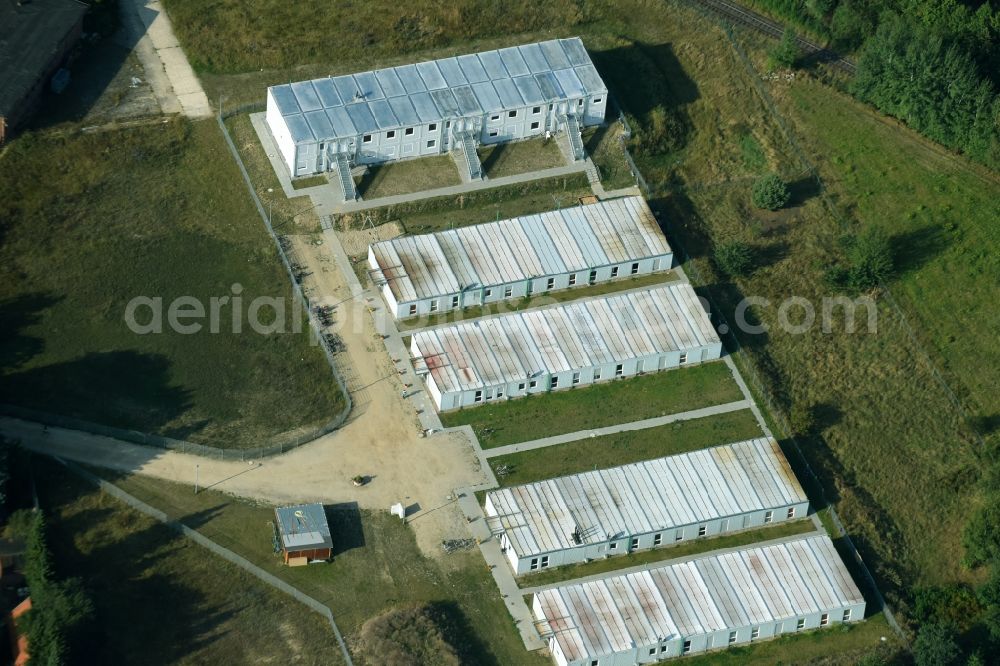 Aerial image Lüneburg - Container settlement as temporary shelter and reception center for refugees Haecklinger Weg in Lueneburg in the state Lower Saxony