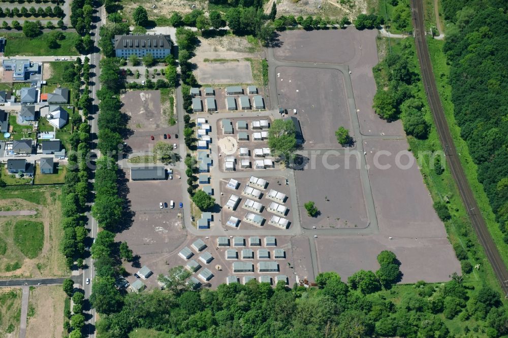 Aerial photograph Herrenkrug - Container settlement as temporary shelter and reception center for refugees in Herrenkrug in Magdeburg in the state Saxony-Anhalt, Germany