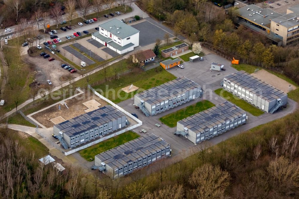 Bochum from above - Container settlement as temporary shelter and reception center for refugees on Hoentroper Strasse in Bochum in the state North Rhine-Westphalia, Germany