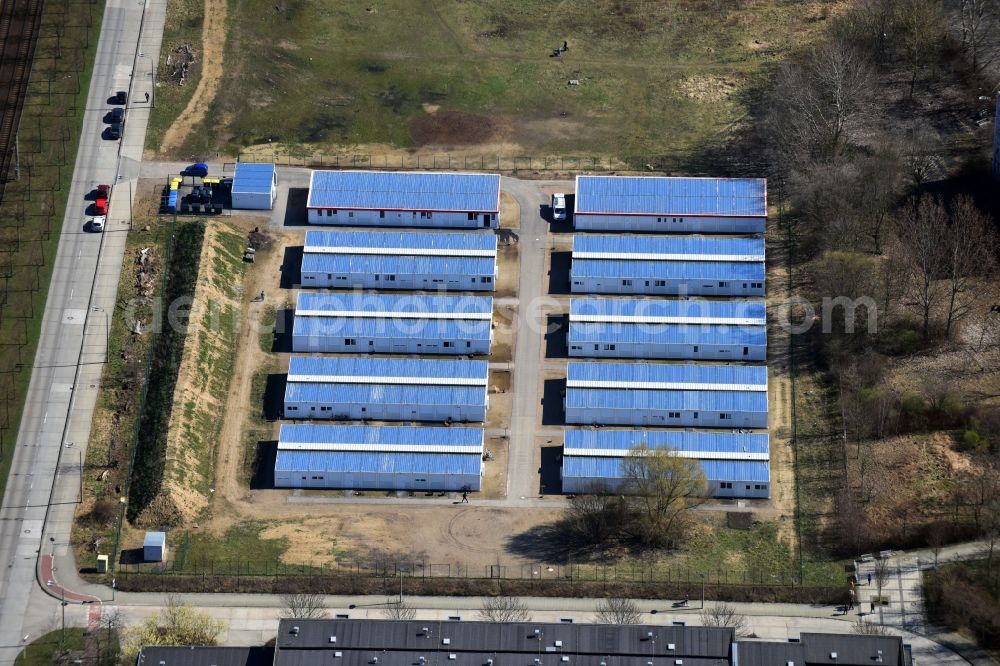 Berlin from the bird's eye view: Container settlement as temporary shelter and reception center for refugees Zossener Strasse in the district Hellersdorf in Berlin