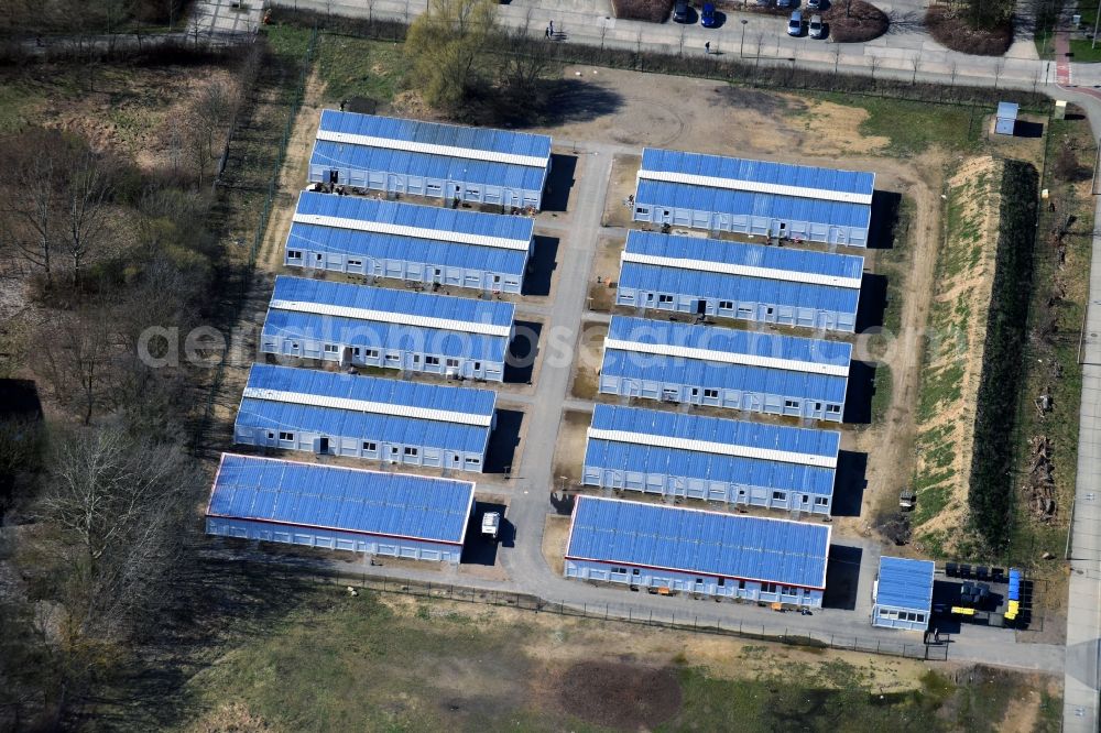 Aerial photograph Berlin - Container settlement as temporary shelter and reception center for refugees Zossener Strasse in the district Hellersdorf in Berlin