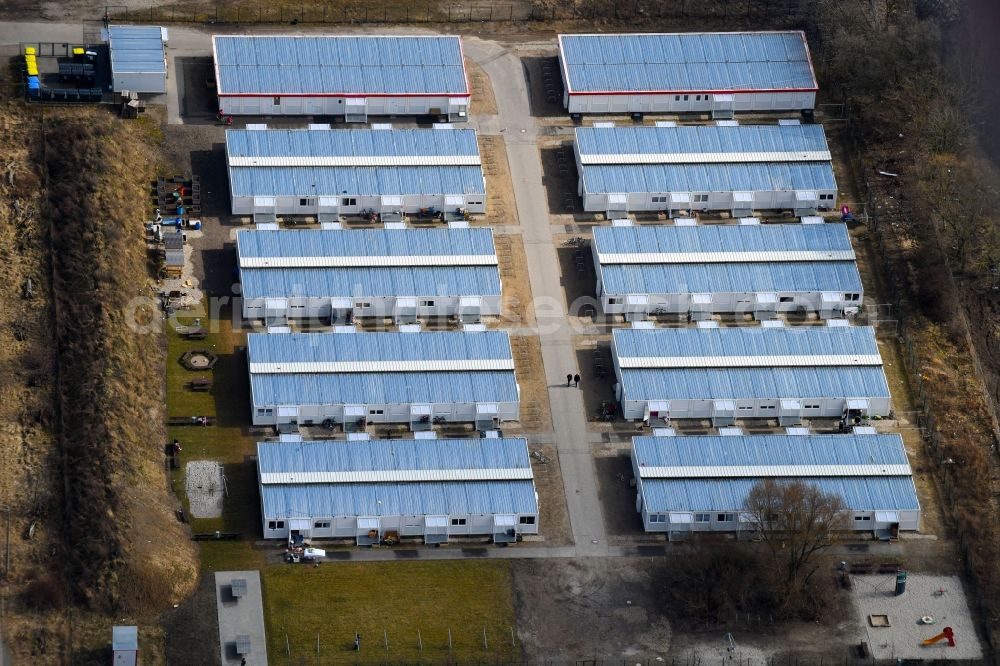 Aerial image Berlin - Container settlement as temporary shelter and reception center for refugees Zossener Strasse in the district Hellersdorf in Berlin