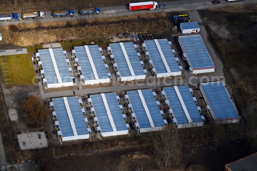 Aerial photograph Berlin - Container settlement as temporary shelter and reception center for refugees Zossener Strasse in the district Hellersdorf in Berlin