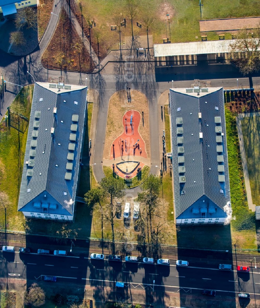 Hamm from the bird's eye view: Refugee - buildings on Alter Uentroper Weg in Hamm in the state North Rhine-Westphalia