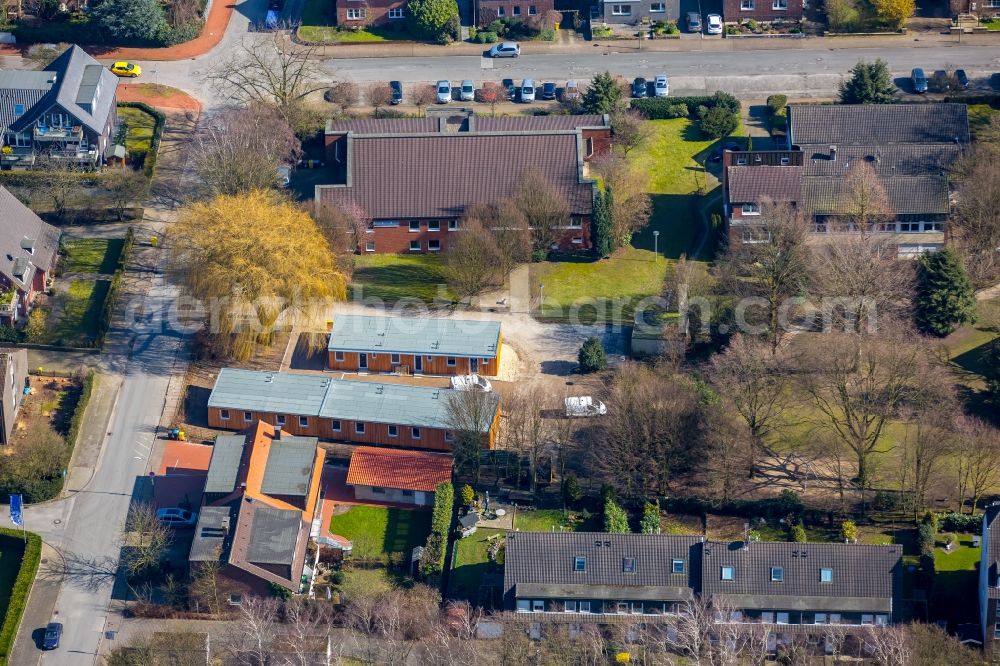 Bottrop from the bird's eye view: Refugee - buildings, Auf der Bredde in Bottrop in the state North Rhine-Westphalia