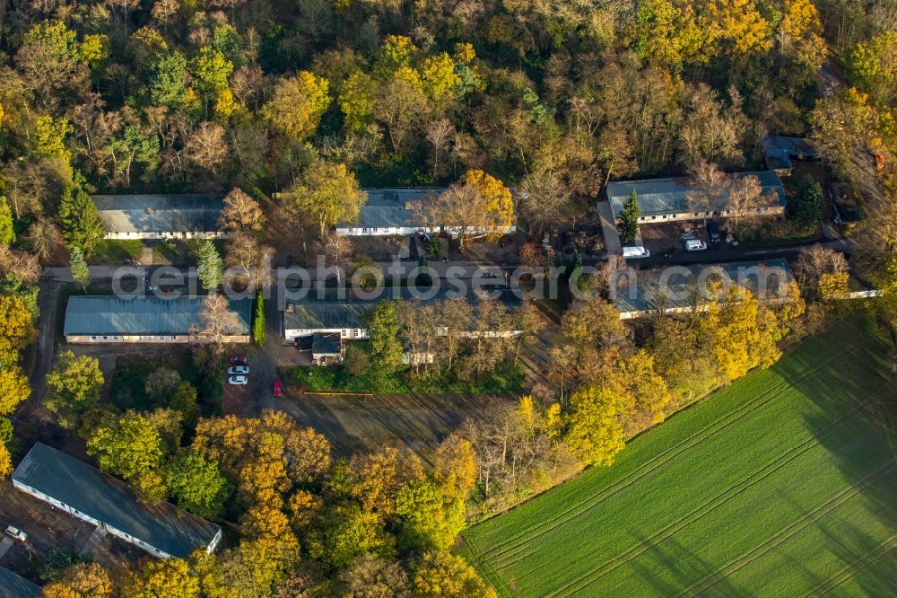 Aerial image Dinslaken - Construction site for the new building of Asylum accommodation buildings in den ehemaligen Bergwerksbaracken An der Fliehburg in Dinslaken in the state North Rhine-Westphalia