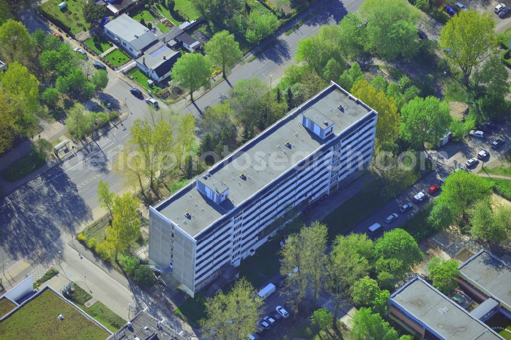 Aerial image Berlin, Köpenick - Refugee - buildings EJF Salvador-Allende-Haus in Berlin, Koepenick in the state Berlin