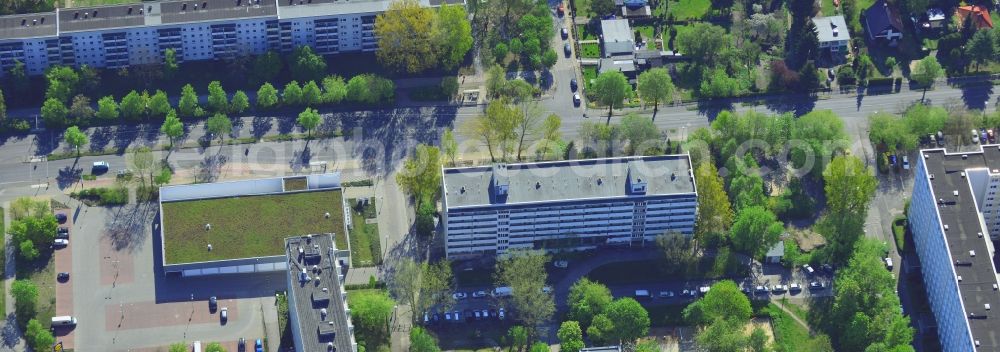 Berlin, Köpenick from above - Refugee - buildings EJF Salvador-Allende-Haus in Berlin, Koepenick in the state Berlin