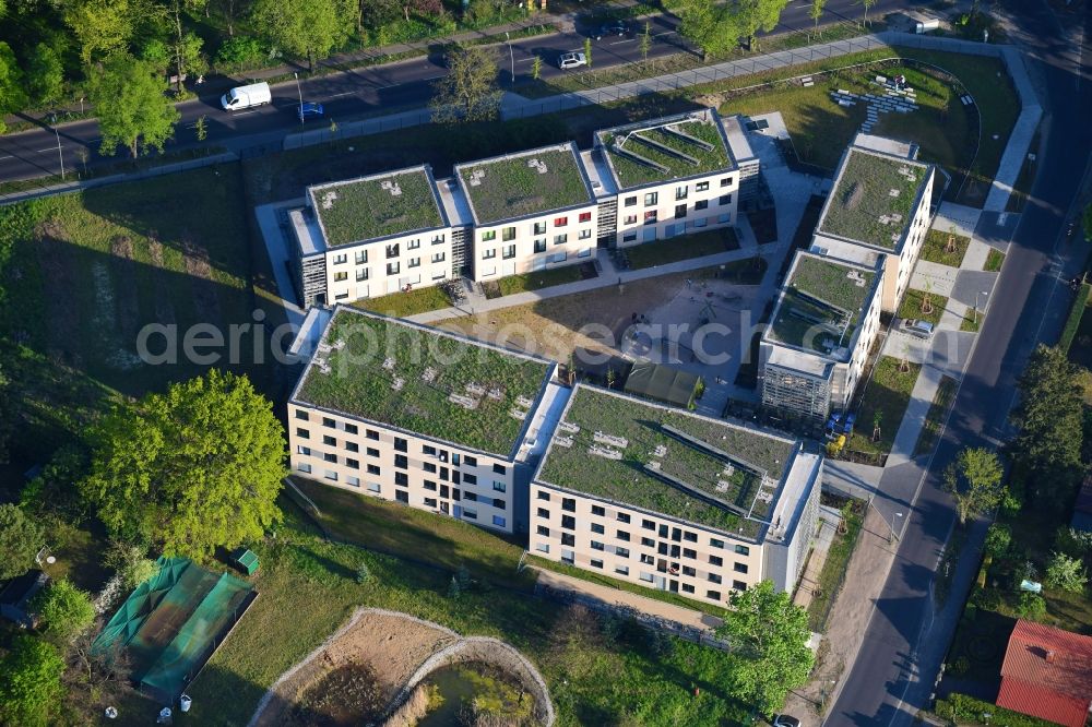 Aerial photograph Berlin - Refugee - buildings on Spaethstrasse - Chris-Gueffroy-Allee in the district Baumschulenweg in Berlin, Germany