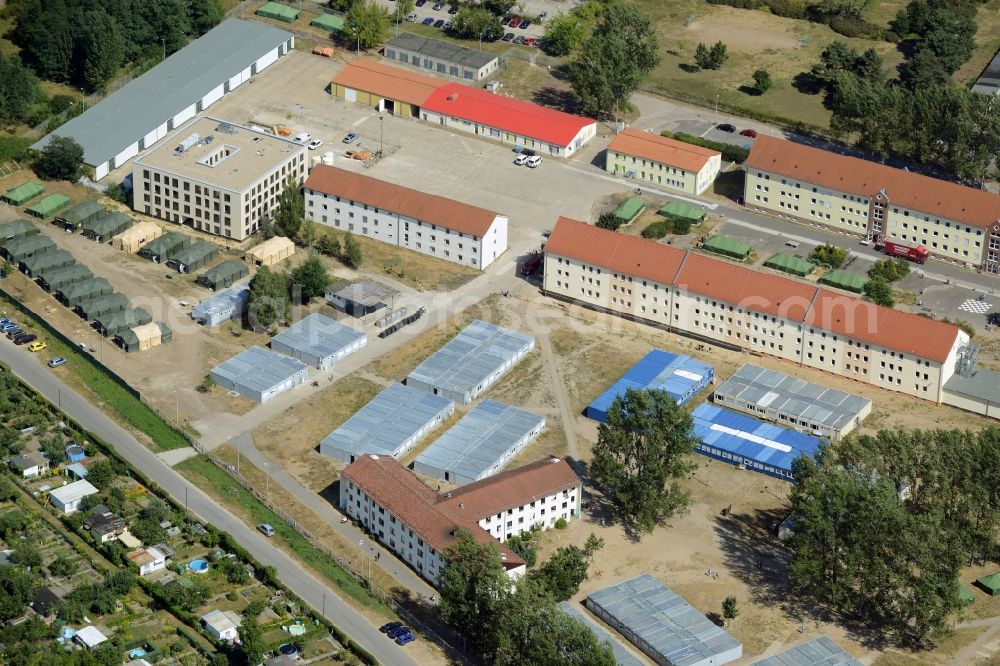 Aerial image Eisenhüttenstadt - Refugee - buildings der ZABH Zentrale Auslaenderbehoerde in Eisenhuettenstadt in the state Brandenburg