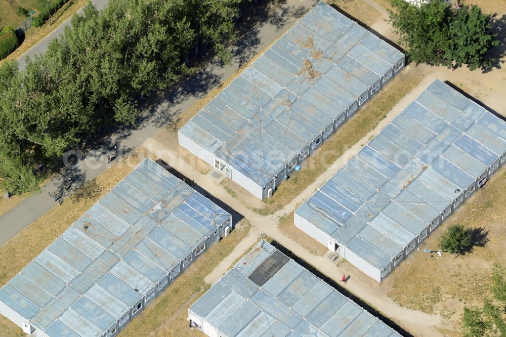 Aerial image Eisenhüttenstadt - Refugee - buildings der ZABH Zentrale Auslaenderbehoerde in Eisenhuettenstadt in the state Brandenburg