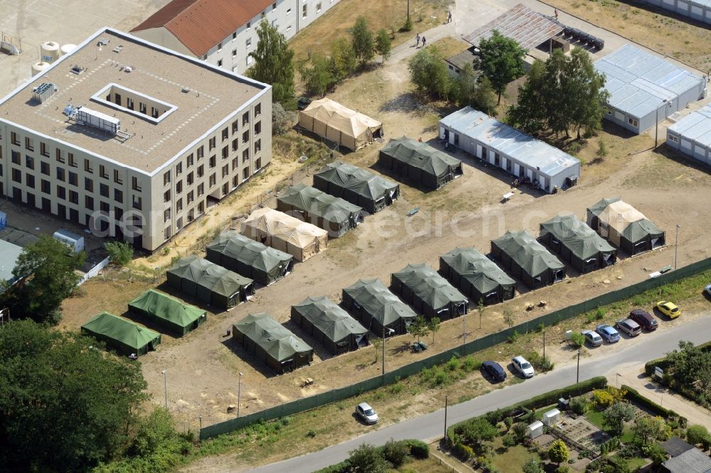 Aerial image Eisenhüttenstadt - Refugee - buildings der ZABH Zentrale Auslaenderbehoerde in Eisenhuettenstadt in the state Brandenburg