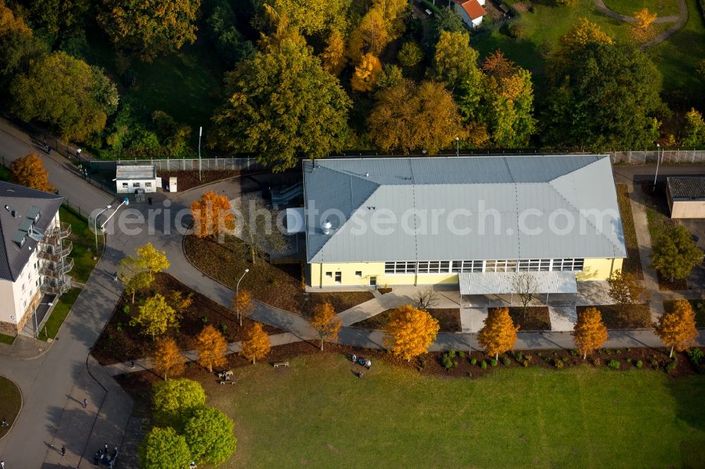 Aerial image Hamm - Refugee - buildings of the Central Housing Institution ZUE in autumnal Hamm in the state of North Rhine-Westphalia