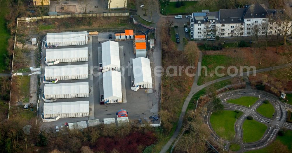 Aerial photograph Essen - Refugees Home camp as temporary shelter at the Altenberg street on the former sports ground Altenbergshof in Essen in North Rhine-Westphalia