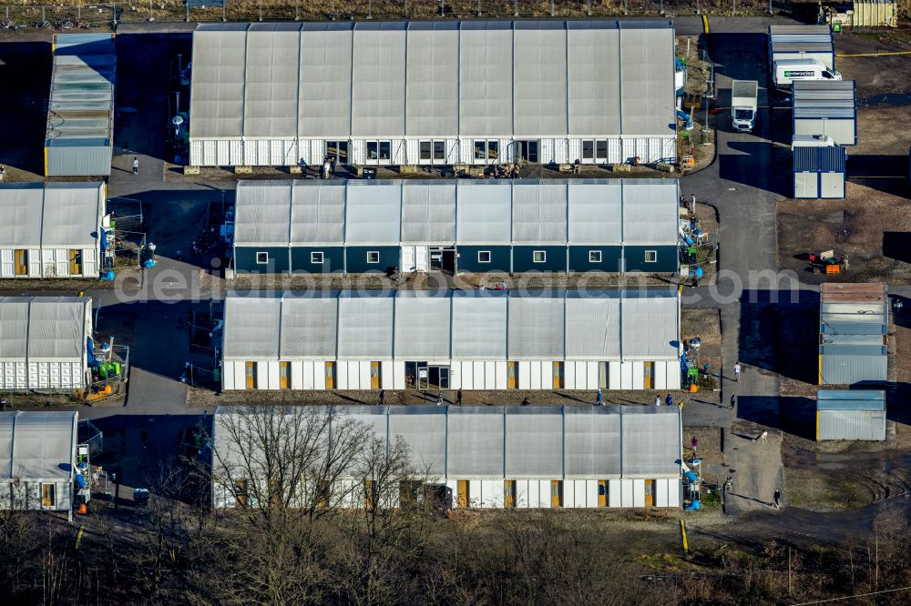 Aerial photograph Castrop-Rauxel - Refugees Home camp as temporary shelter on street Habinghorster Strasse in the district Habinghorst in Castrop-Rauxel at Ruhrgebiet in the state North Rhine-Westphalia, Germany
