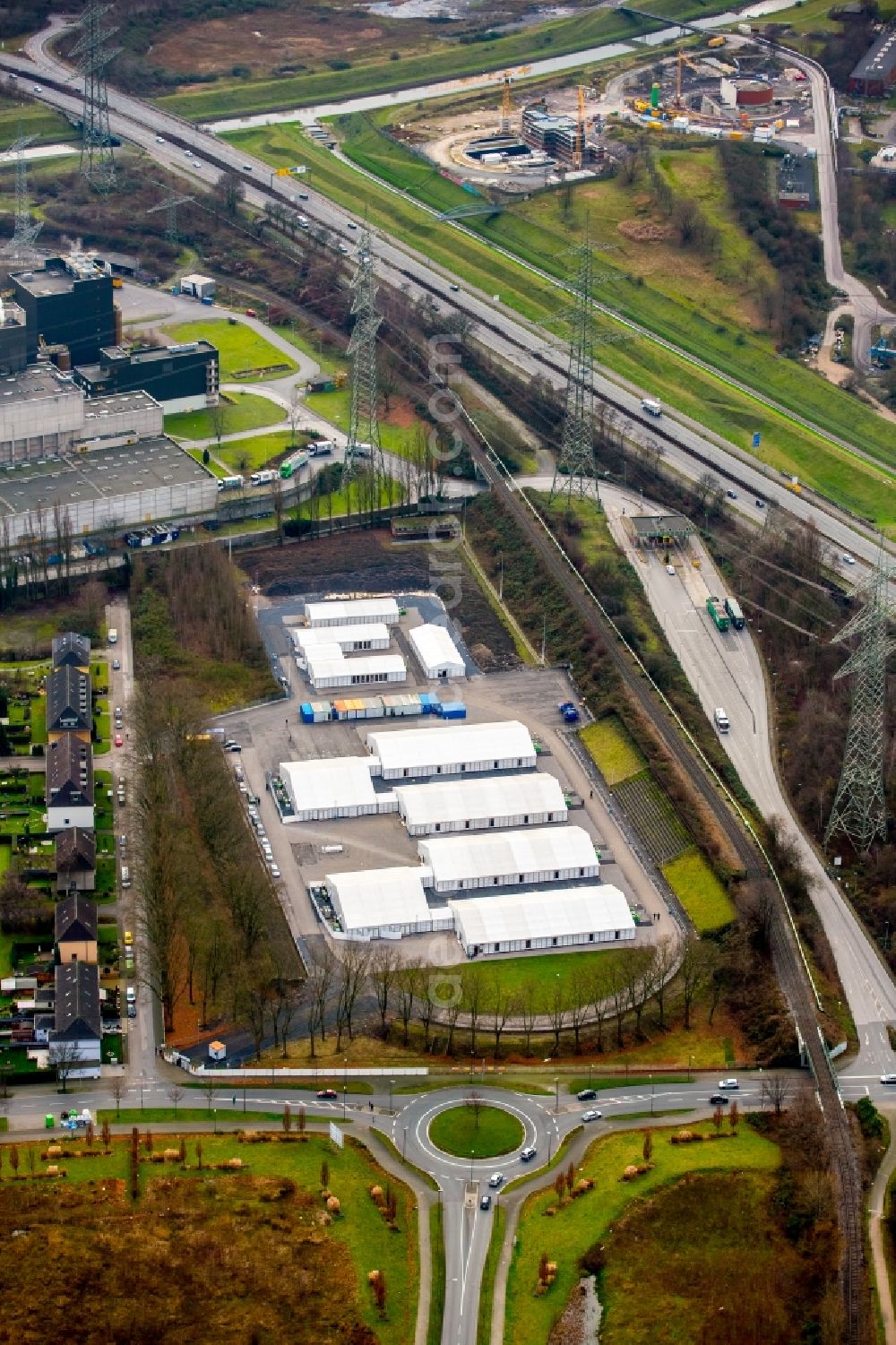 Aerial image Essen - Refugees Home camp as a temporary shelter on the stadium Mathias Stinnes on the B224 in Karnap district in Essen in North Rhine-Westphalia