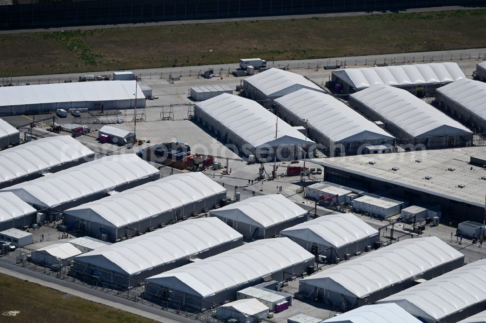 Berlin from the bird's eye view: Home and asylum accommodation tent camp as makeshift accommodation Ukraine Arrivals Center TXL in the district of Tegel in Berlin, Germany