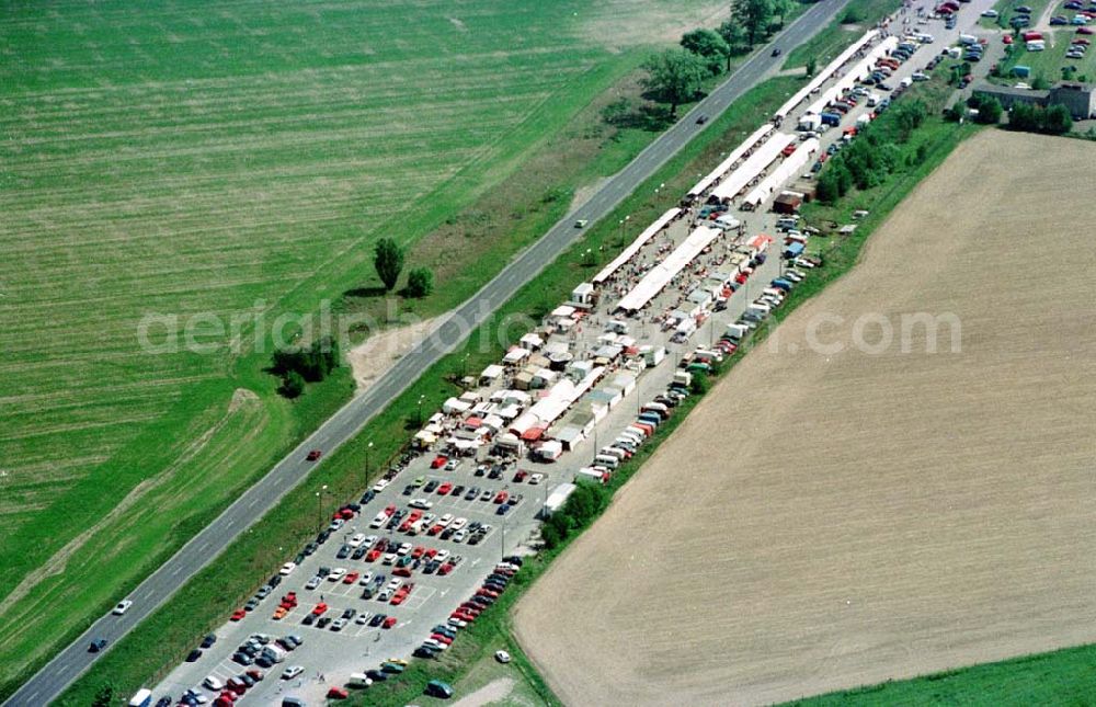 Aerial image Mahlow / Brandenburg - Flohmarkt in Mahlow am ehem. Grenzübergang