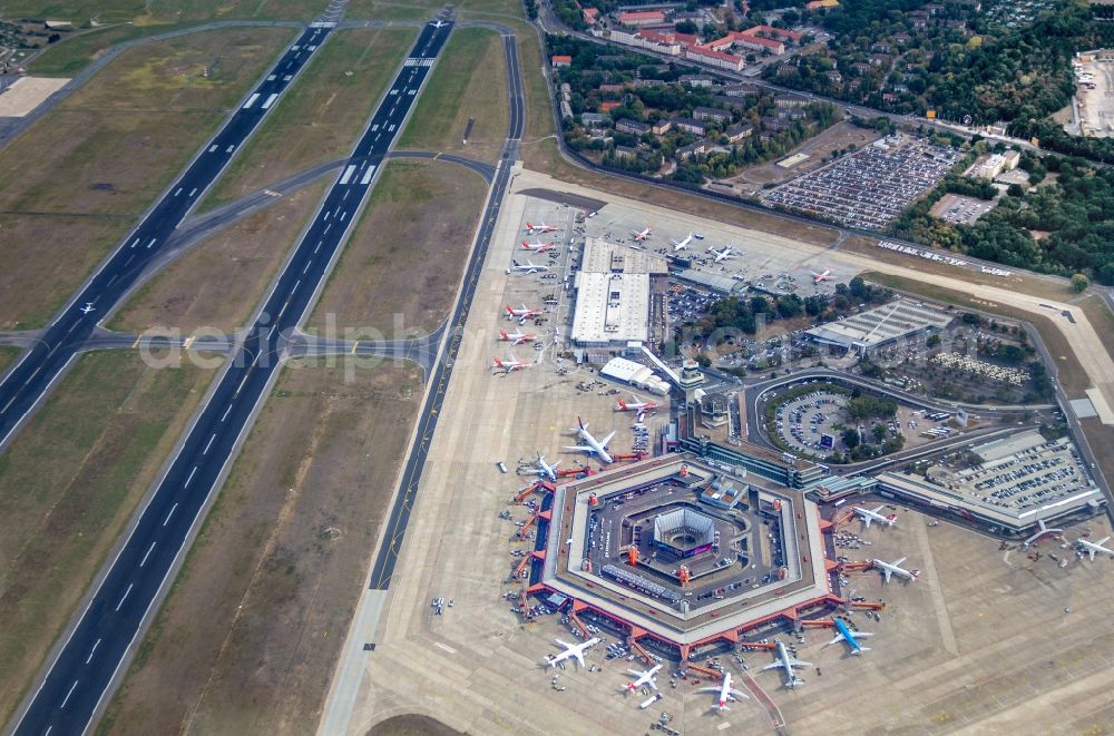 Aerial image Berlin - Flight operations at the terminal of the airport Berlin - Tegel