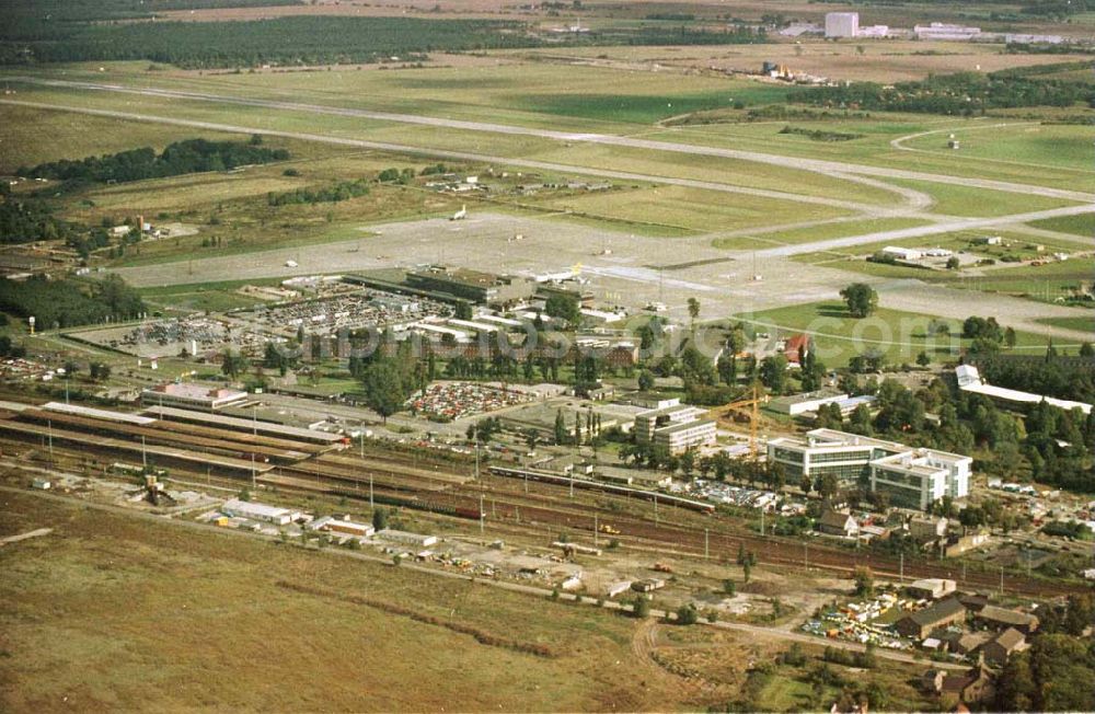 Schönefeld bei Berlin from the bird's eye view: Flughafen Berlin Schönefeld