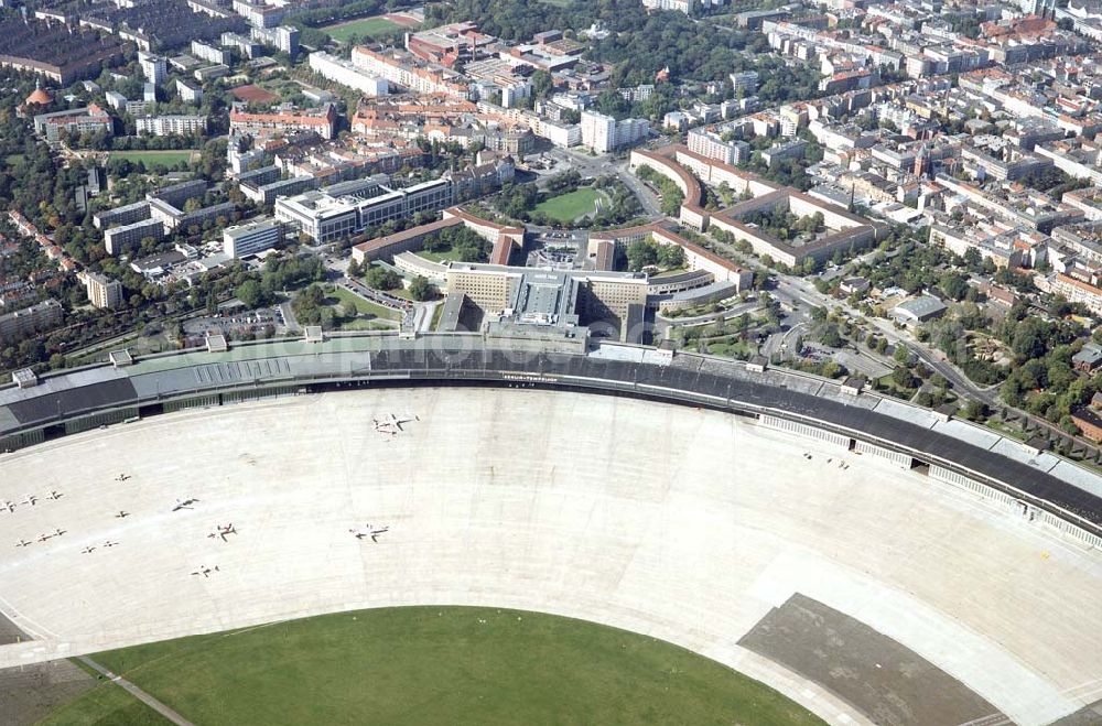 Aerial photograph Berlin-Tempelhof - Flughafen Berlin-Tempelhof.