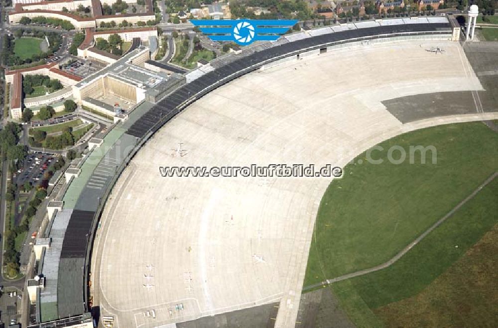 Aerial photograph Berlin-Tempelhof - Flughafen Berlin-Tempelhof.