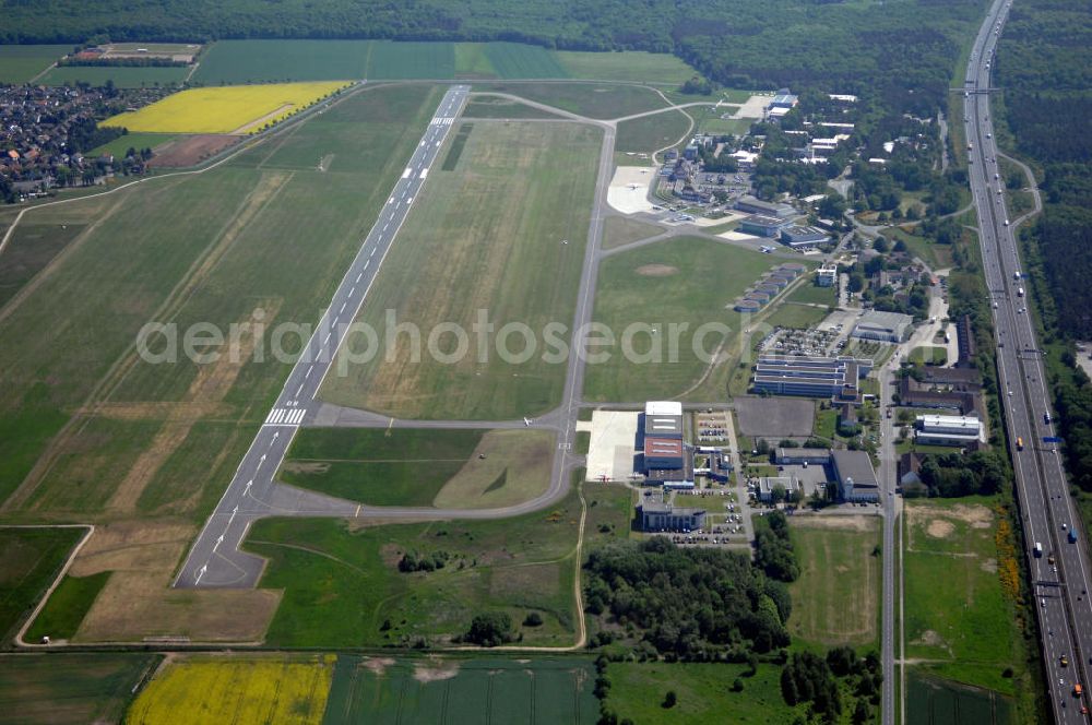 Aerial photograph Braunschweig - Blick auf den Flughafen Braunschweig - Wolfsburg. Kontakt: Flughafen Braunschweig-Wolfsburg GmbH, Lilienthalplatz 5, 38108 Braunschweig, Tel. +49 (0) 531 354 40-0; Fax +49 (0) 531 354 40-45, E-Mail: info@flughafen-braunschweig-wolfsburg.de