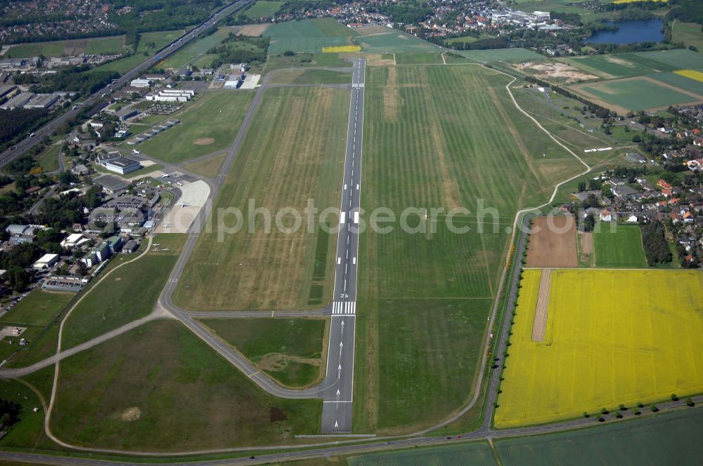 Aerial photograph Braunschweig - Blick auf den Flughafen Braunschweig - Wolfsburg. Kontakt: Flughafen Braunschweig-Wolfsburg GmbH, Lilienthalplatz 5, 38108 Braunschweig, Tel. +49 (0) 531 354 40-0; Fax +49 (0) 531 354 40-45, E-Mail: info@flughafen-braunschweig-wolfsburg.de