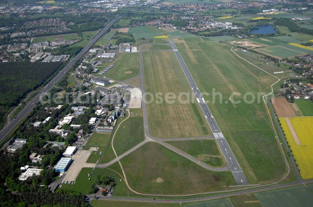 Aerial image Braunschweig - Blick auf den Flughafen Braunschweig - Wolfsburg. Kontakt: Flughafen Braunschweig-Wolfsburg GmbH, Lilienthalplatz 5, 38108 Braunschweig, Tel. +49 (0) 531 354 40-0; Fax +49 (0) 531 354 40-45, E-Mail: info@flughafen-braunschweig-wolfsburg.de