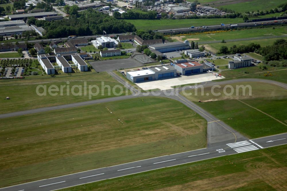 Aerial photograph Braunschweig - Blick auf den Flughafen Braunschweig - Wolfsburg. Kontakt: Flughafen Braunschweig-Wolfsburg GmbH, Lilienthalplatz 5, 38108 Braunschweig, Tel. +49 (0) 531 354 40-0; Fax +49 (0) 531 354 40-45, E-Mail: info@flughafen-braunschweig-wolfsburg.de