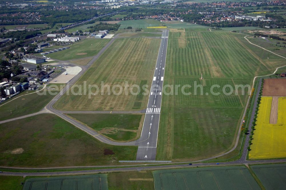 Aerial photograph Braunschweig - Blick auf den Flughafen Braunschweig - Wolfsburg. Kontakt: Flughafen Braunschweig-Wolfsburg GmbH, Lilienthalplatz 5, 38108 Braunschweig, Tel. +49 (0) 531 354 40-0; Fax +49 (0) 531 354 40-45, E-Mail: info@flughafen-braunschweig-wolfsburg.de