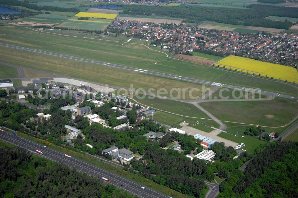 Aerial photograph Braunschweig - Blick auf den Flughafen Braunschweig - Wolfsburg. Kontakt: Flughafen Braunschweig-Wolfsburg GmbH, Lilienthalplatz 5, 38108 Braunschweig, Tel. +49 (0) 531 354 40-0; Fax +49 (0) 531 354 40-45, E-Mail: info@flughafen-braunschweig-wolfsburg.de