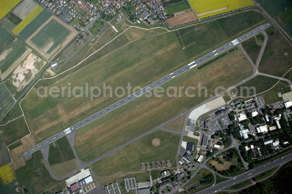 Braunschweig from the bird's eye view: Blick auf den Flughafen Braunschweig - Wolfsburg. Kontakt: Flughafen Braunschweig-Wolfsburg GmbH, Lilienthalplatz 5, 38108 Braunschweig, Tel. +49 (0) 531 354 40-0; Fax +49 (0) 531 354 40-45, E-Mail: info@flughafen-braunschweig-wolfsburg.de