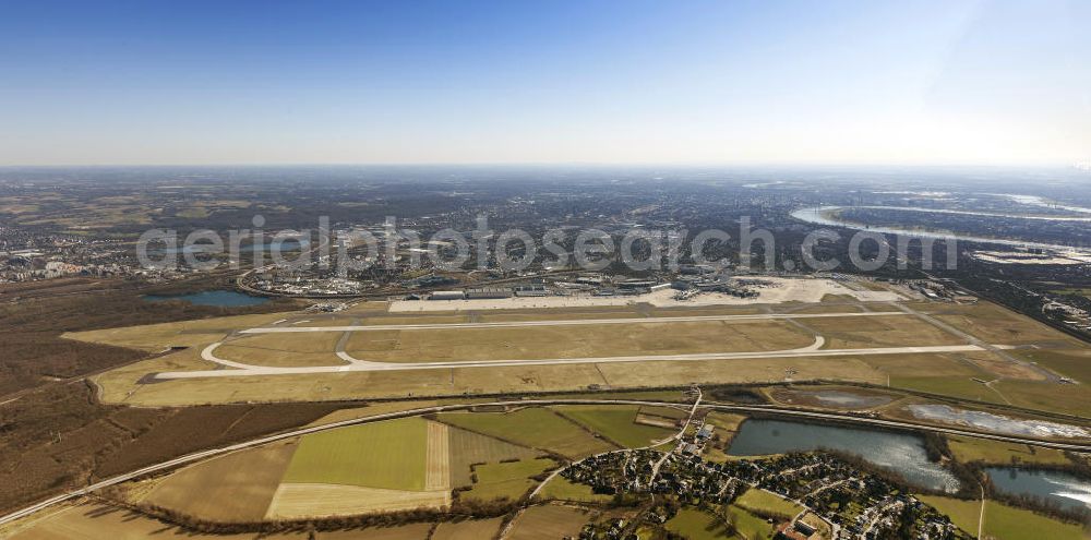 Aerial photograph - Blick auf den Flughafen Düsseldorf International. Dieser ist der zentrale Flughafen von Nordrhein-Westfalen. View to the Duesseldorf International Airport which is the main airport in Nothrhine Westfalia.