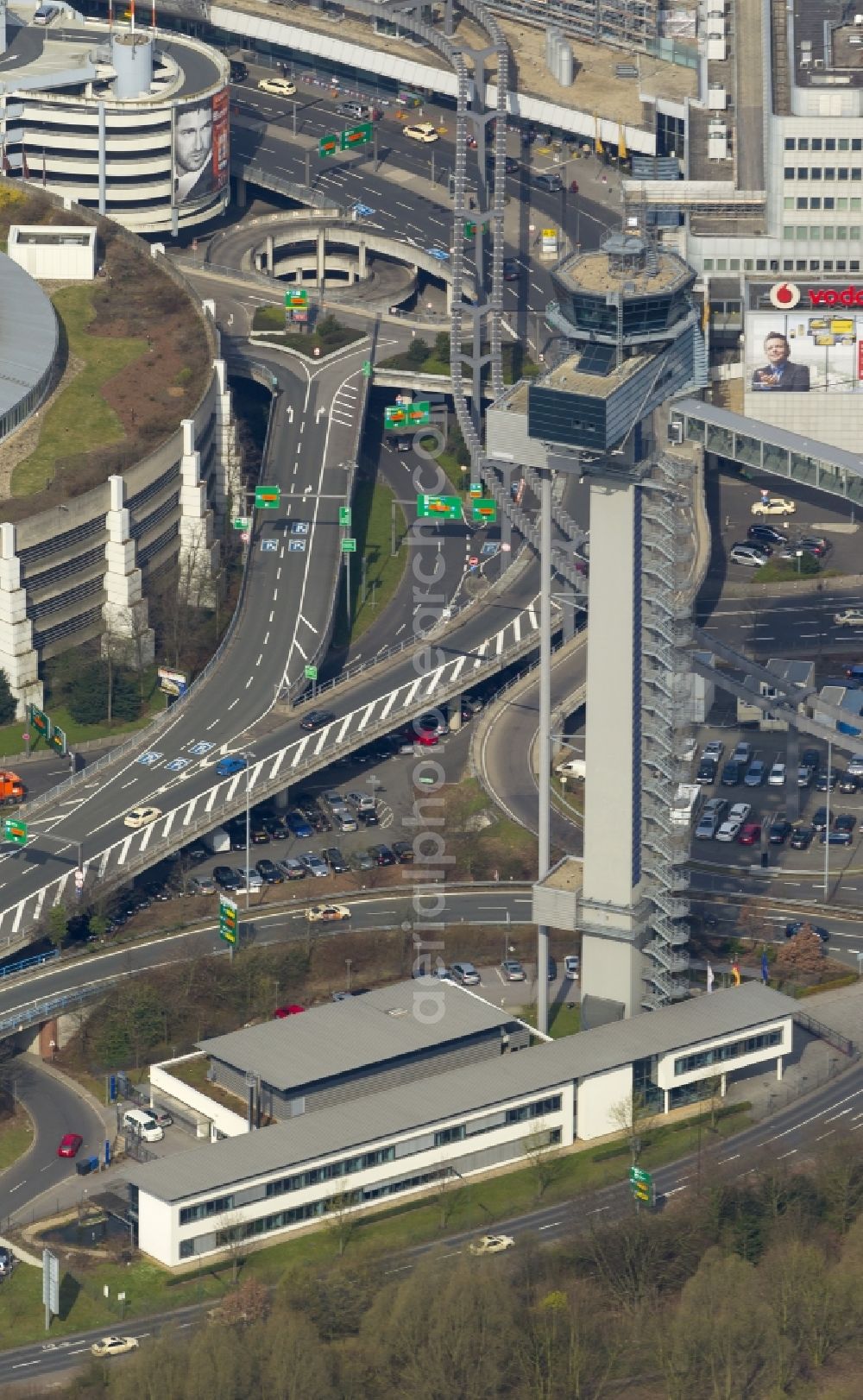 Aerial photograph Düsseldorf - View of the Duesseldorf International Airport in the state North Rhine-Westphalia