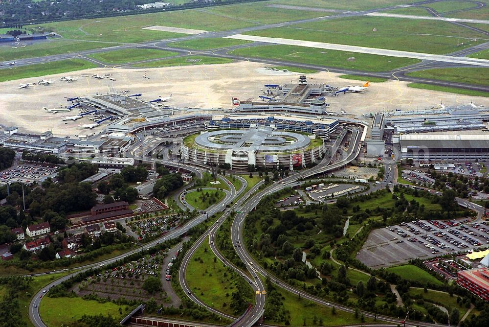 Düsseldorf from above - View of the Duesseldorf International Airport in the state North Rhine-Westphalia