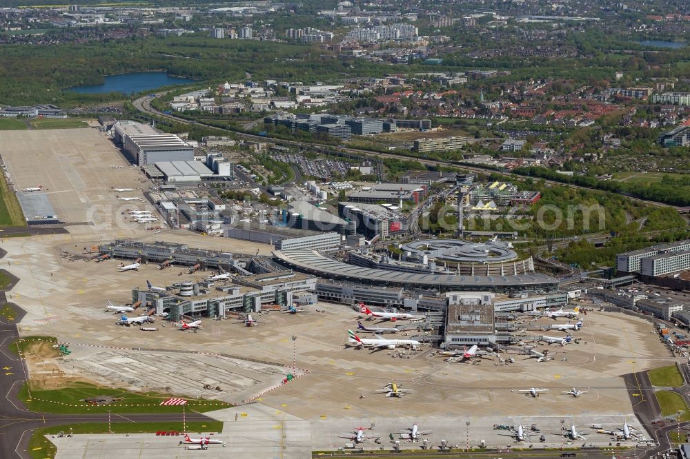 Düsseldorf from above - View of the Duesseldorf International Airport in the state North Rhine-Westphalia