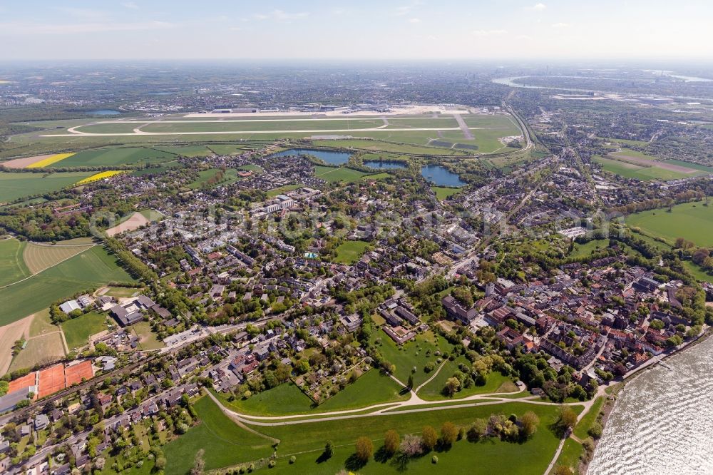 Düsseldorf from above - View of the Duesseldorf International Airport in the state North Rhine-Westphalia