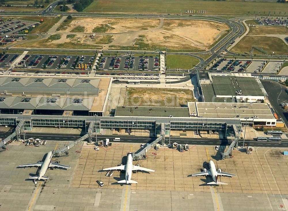 Aerial image Schkeuditz bei Leipzig - Flughafen Halle-Leipzig in Schkeuditz.