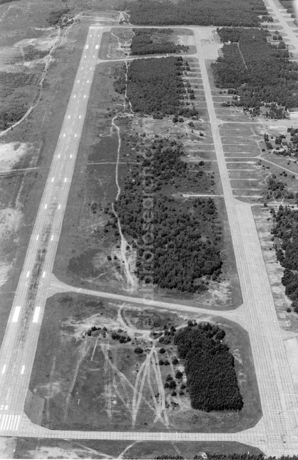 Aerial image Jüterborg - 28.06.95 Flughafen Jüterborg Altes Lager