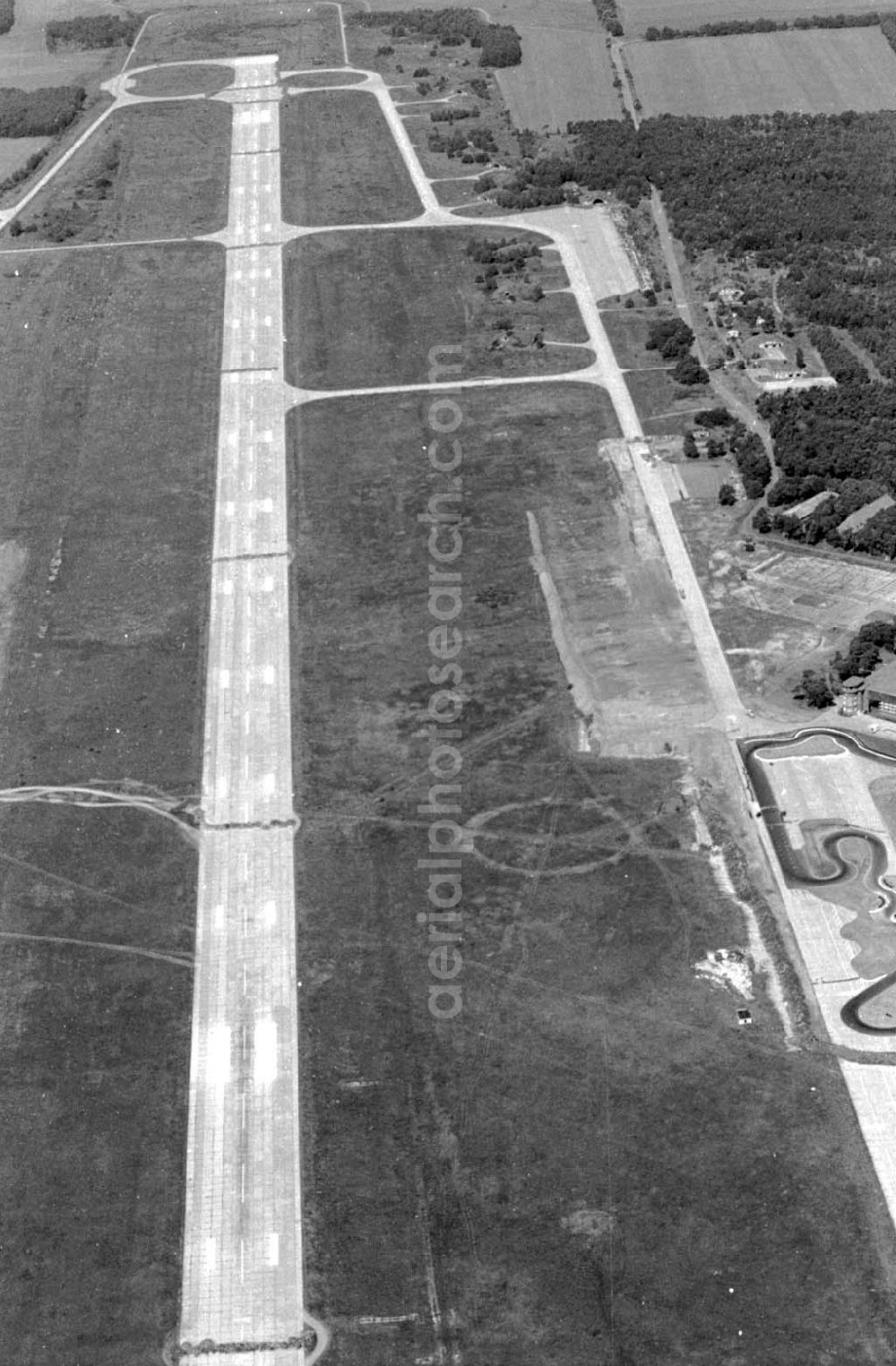 Aerial photograph Jüterborg - 28.06.95 Flughafen Jüterborg Altes Lager