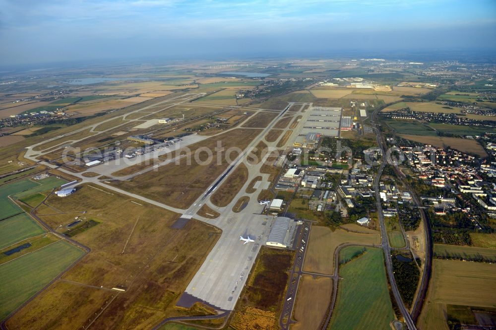 Schkeuditz from above - View of the airport Leipzig/Halle in Schkeuditz in Saxony