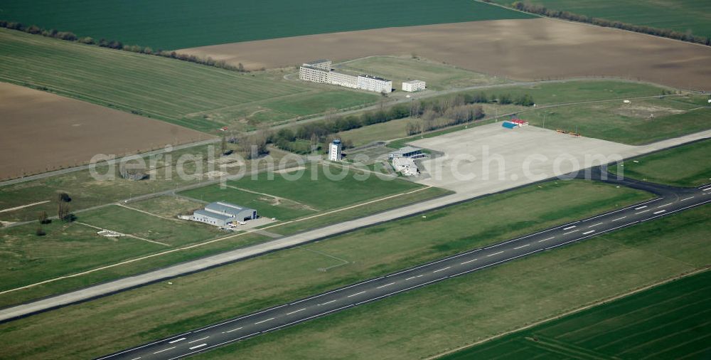 Aerial image Cochstedt - Der Flughafen Magdeburg-Cochstedt an der Harzstraße in der Nähe von Cochstedt in Sachsen-Anhalt. The airport Magdeburg-Cochstedt at the street Harzstrasse near Cochstedt in Saxony-Anhalt.