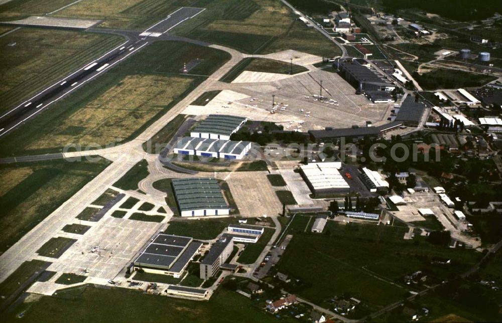 Schönefeld from the bird's eye view: Flughafen Schönefeld