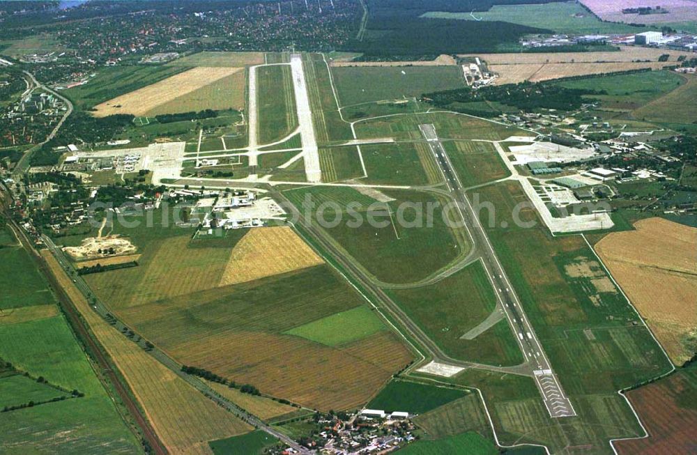 Schönefeld bei Berlin / Brandenburg from the bird's eye view: Flughafen Schönefeld