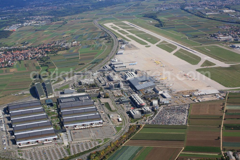 Aerial photograph Stuttgart - Blick auf den Flughafen Stuttgart mit dem angrenzenden Messegelände. General view from the grounds of the airport Stuttgart.