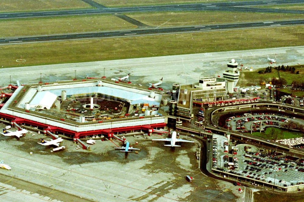 Berlin from above - 12.02.1995 Flughafen Tegel (Ausbauphase)