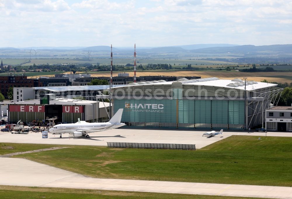 Aerial photograph Erfurt - Runway with hangar taxiways and terminals on the grounds of the airport in Erfurt in the state Thuringia