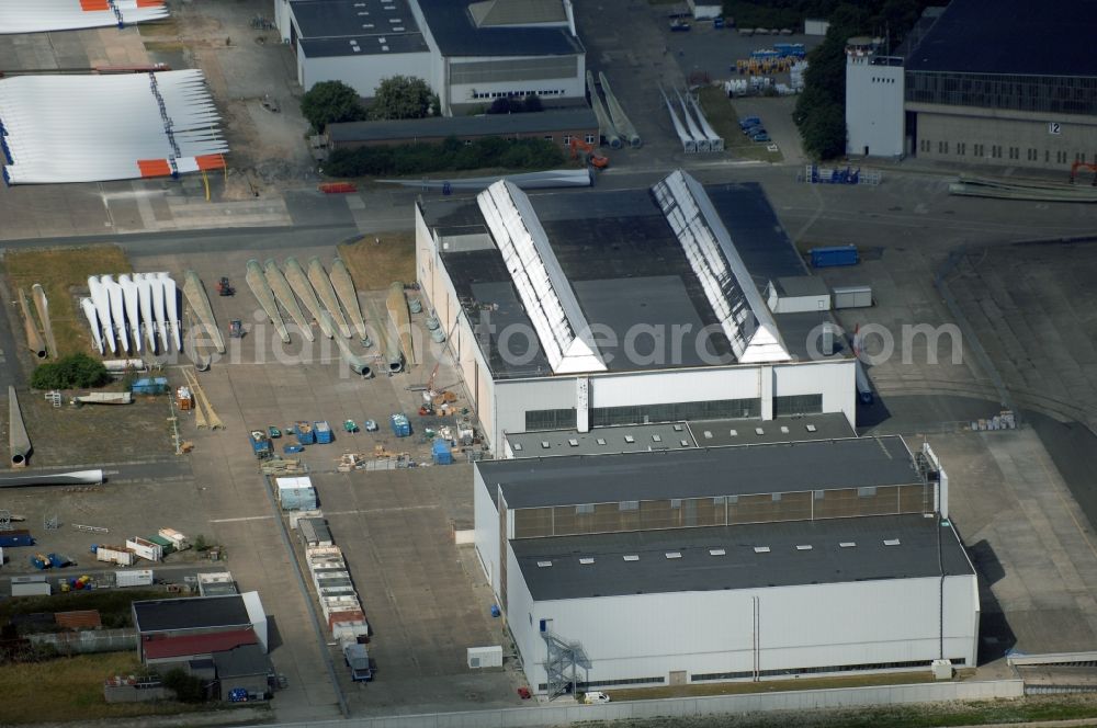 Aerial image Ahlhorn - Runway with tarmac terrain of airfield Ahlhorner Heide in Ahlhorn in the state Lower Saxony, Germany